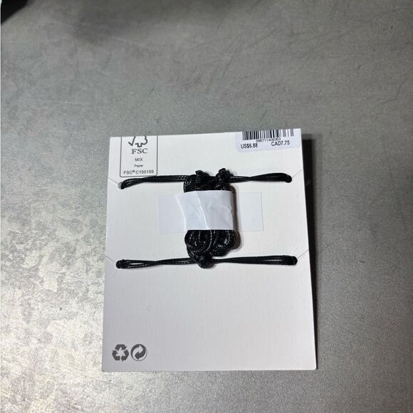 NEW Claire's Tween Girls Best Friend Yin and Yang Daisy Cord Bracelet in Gold - Picture 2 of 4